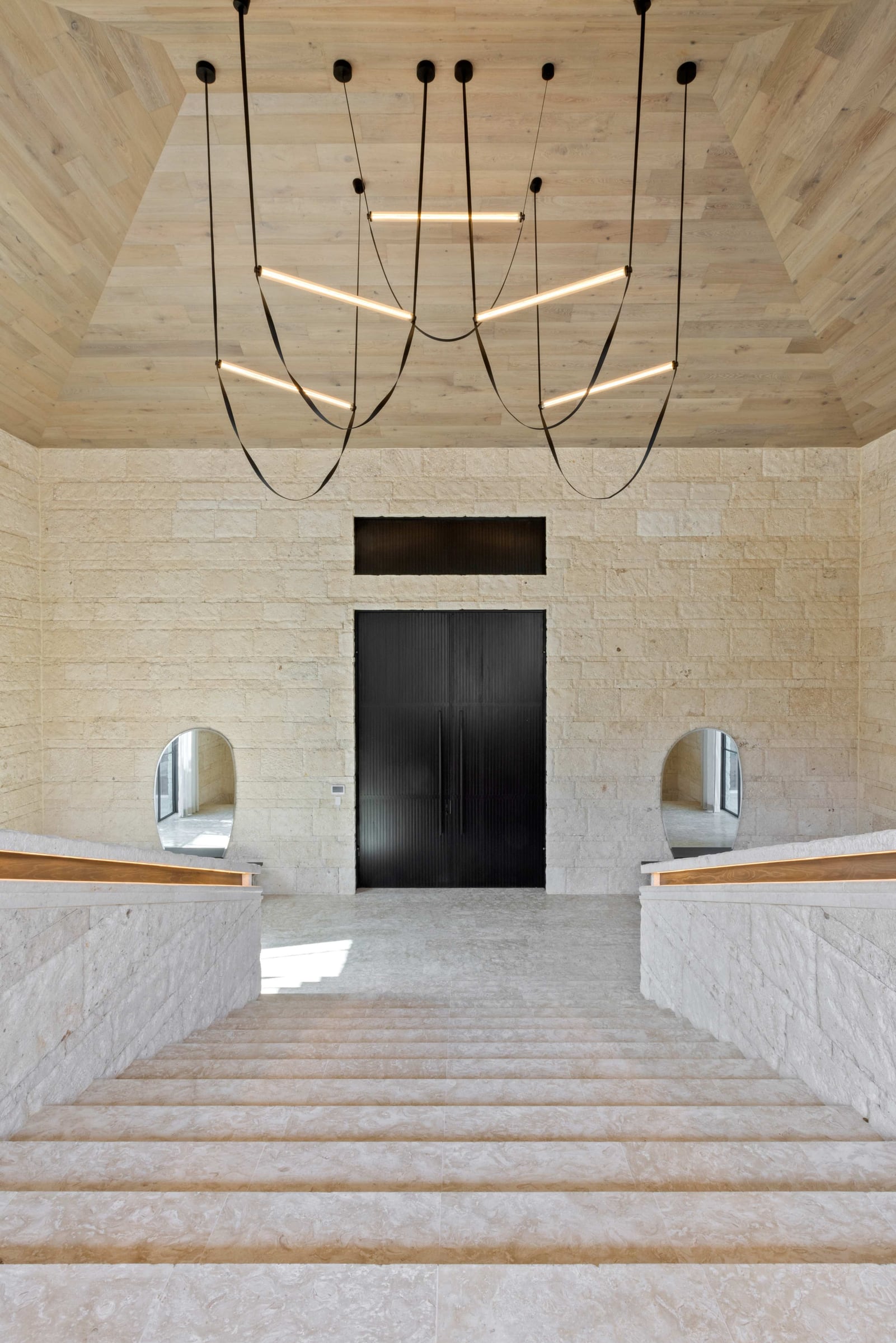 Stair to the garden door